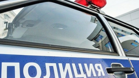 Орловские полицейские по горячим следам задержали подозреваемого в краже музыкальной системы